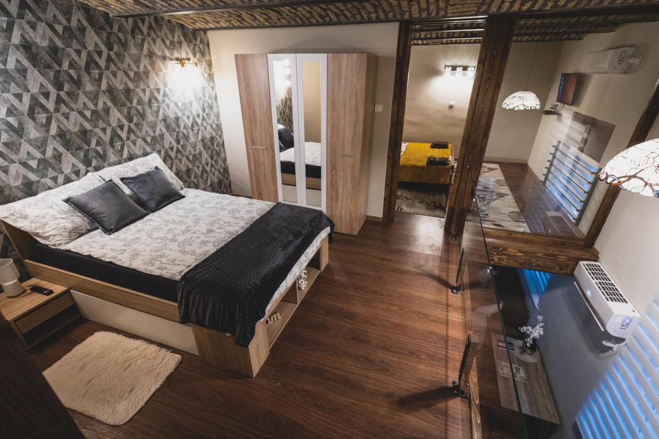Museum Apartment Subotica Esterno foto